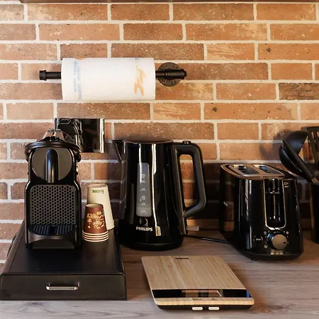 Industrial Loft In - Metro C To Colosseum Apartman