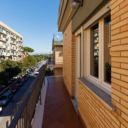 Industrial Loft In - Metro C To Colosseum