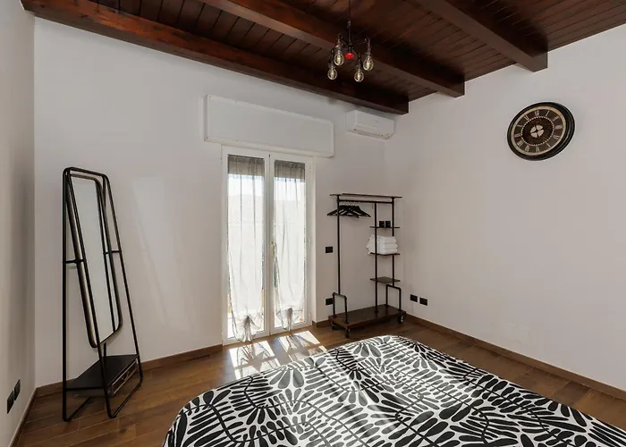 Industrial Loft In - Metro C To Colosseum Apartman