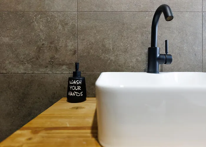 Apartman Industrial Loft In - Metro C To Colosseum *